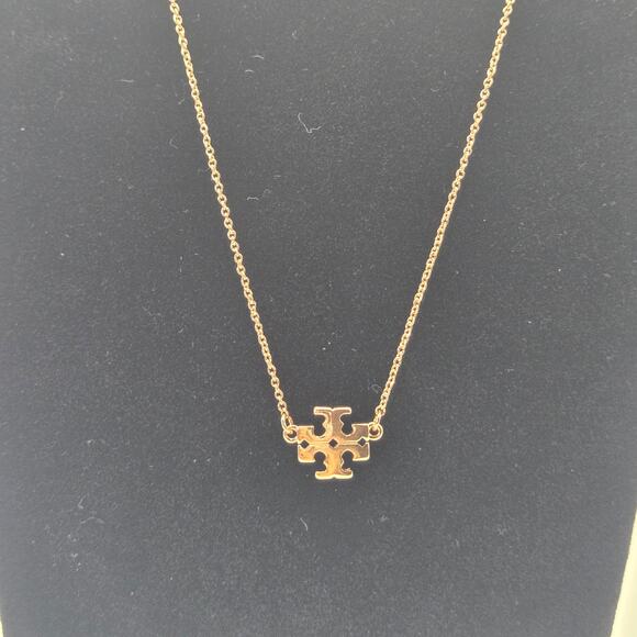 NEW Tory Burch Kira Logo Rose Gold Necklace Classic Simple Preppy Everyday - Picture 3 of 5